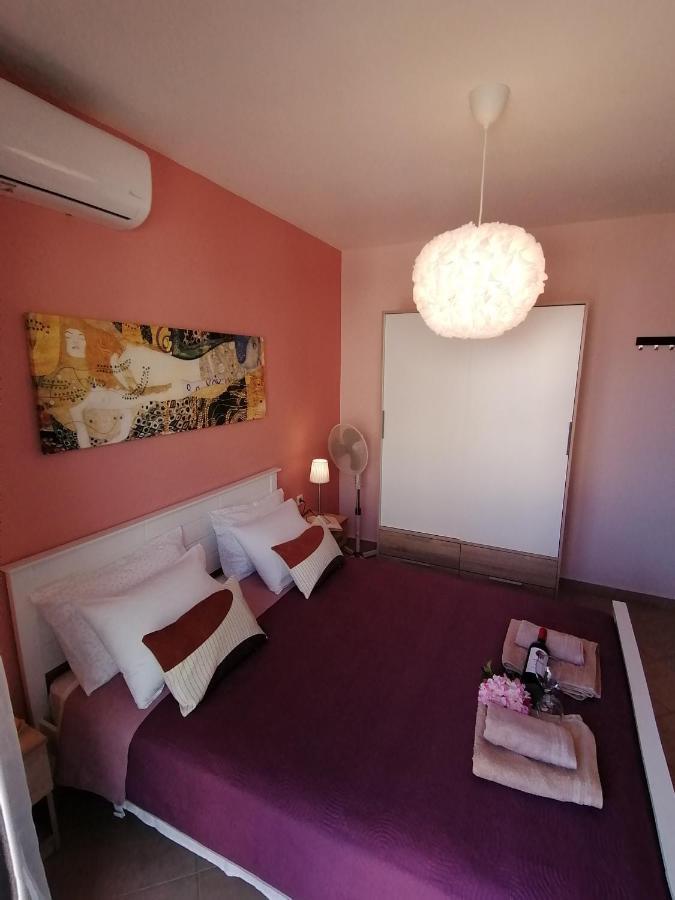 Bella Casa Lejlighed Néa Péramos Eksteriør billede