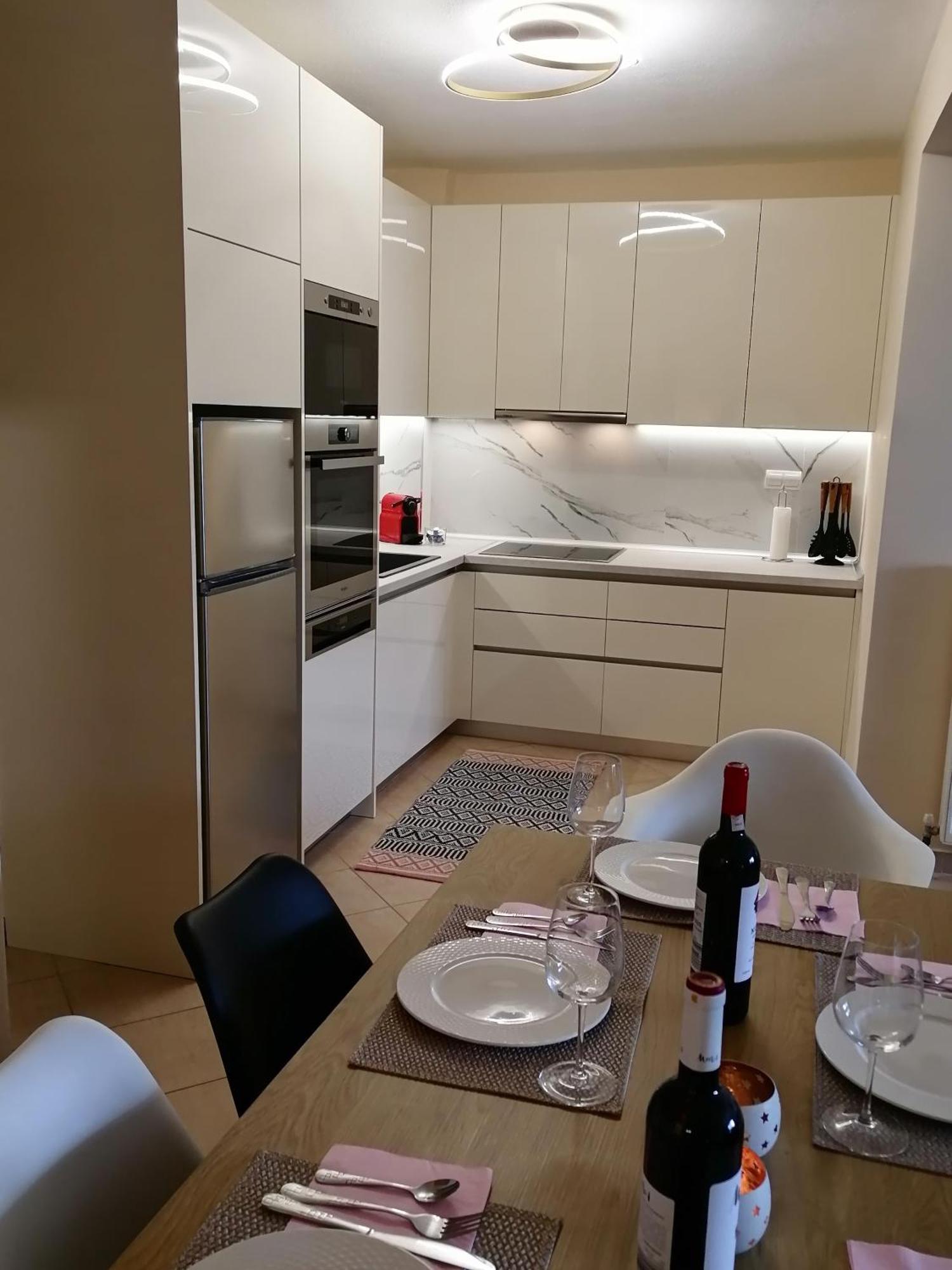 Bella Casa Lejlighed Néa Péramos Eksteriør billede